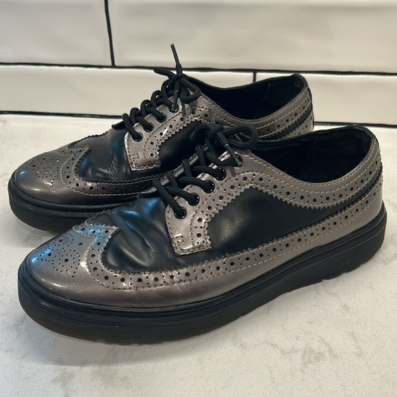 Doc Marten’s Black Metallic Floyd Brogues Loafer Shoes Leather Wing Tip Lug Sole - Picture 14 of 16